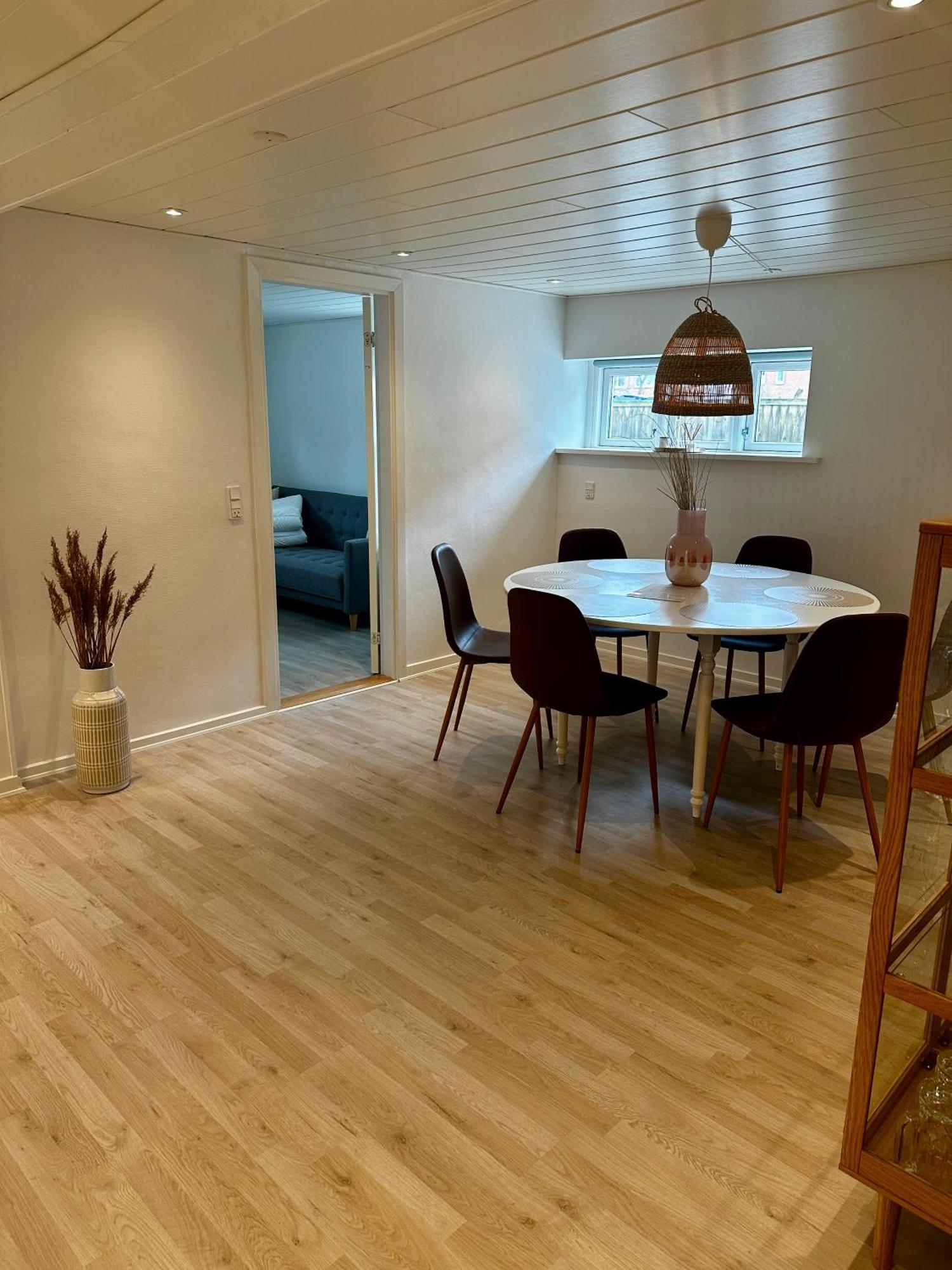 Skon Lejlighed Med Egen Terrasse Og Have Taet Pa Centrum I סקאגן מראה חיצוני תמונה
